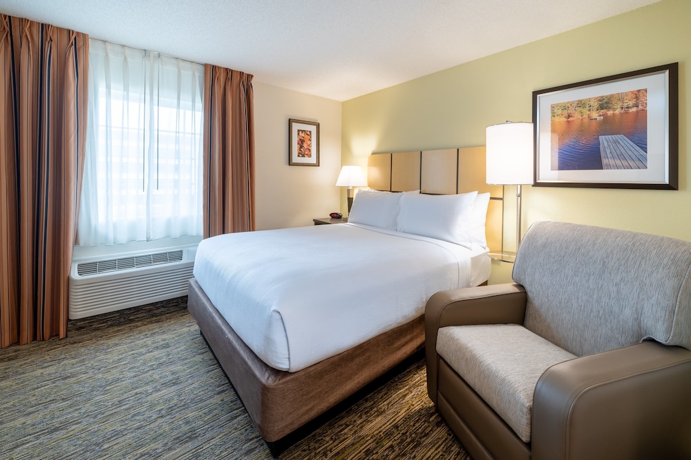 Candlewood Suites Herndon by IHG - photo 10