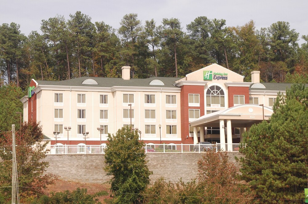 Holiday Inn Express Hotel & Suites Birmingham Irondale by IHG - photo 64