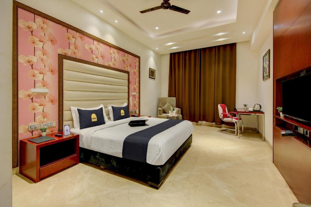 Super Townhouse OAK Hotel C Pearls — 4-Star Luxury Hotel in New Delhi, India