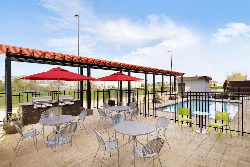 Home2 Suites by Hilton Baton Rouge - photo 26