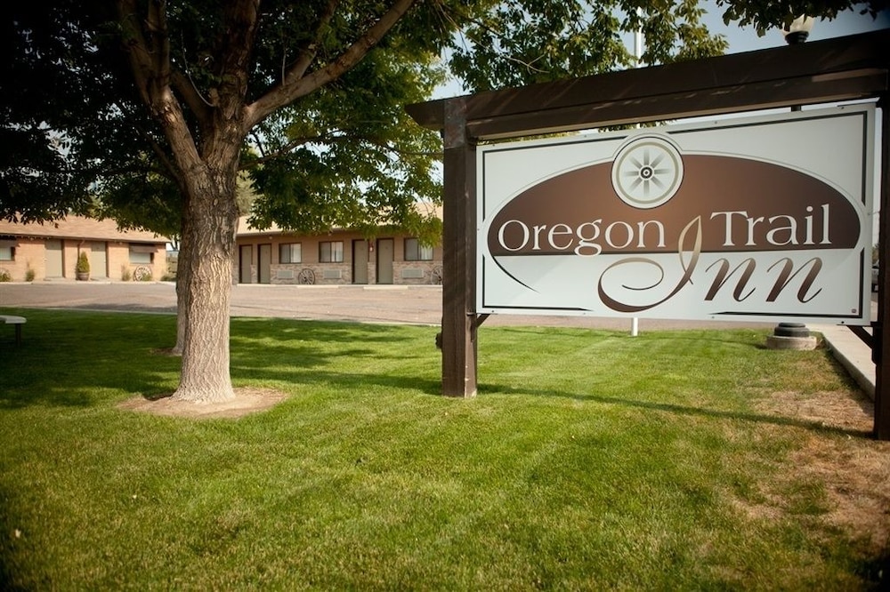Oregon Trail Inn - photo 28