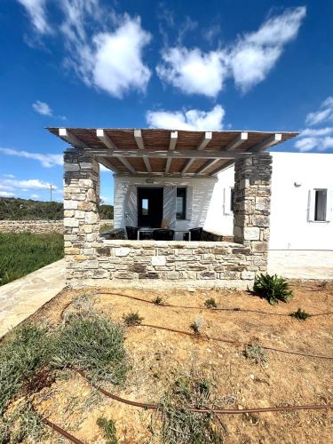 Beachfront House Antiparos St Spiridon beach — 4-Star Luxury Hotel in Antiparos, Greece