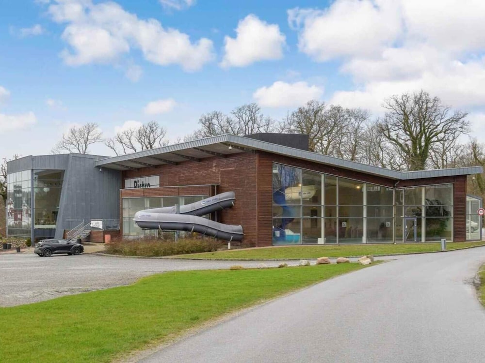 Summer House For Relaxation And Activity — 4-Star Luxury Hotel in Grasten, Denmark