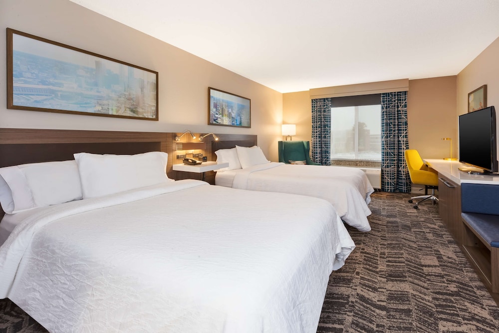 Hilton Garden Inn Minneapolis Maple Grove - photo 9