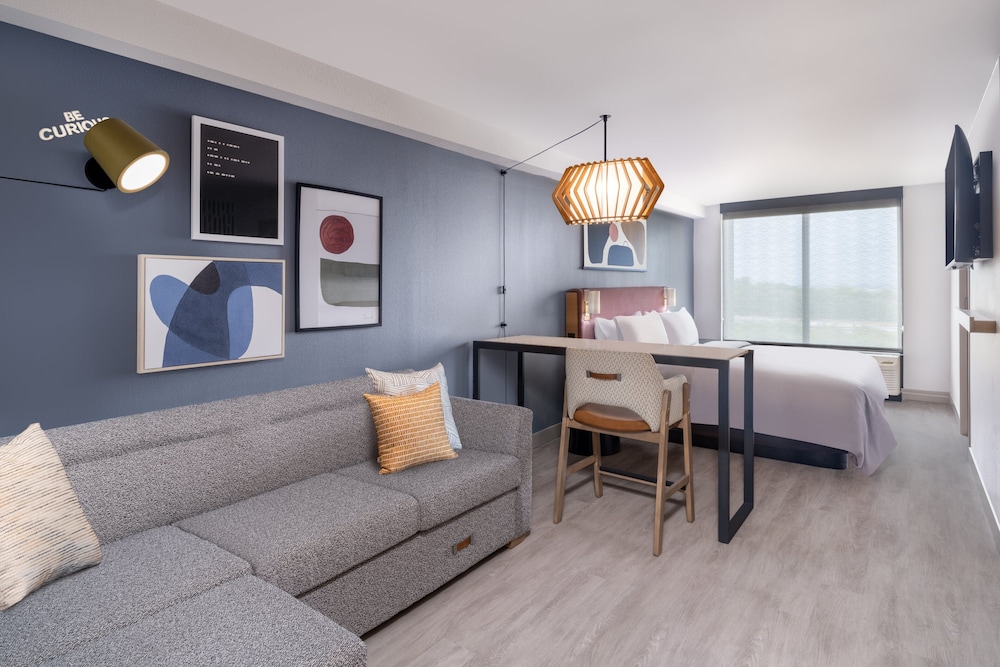 Atwell Suites Austin Airport by IHG - photo 18