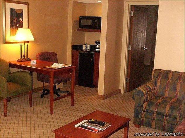 Holiday Inn Hotel & Suites Tucson Airport North - photo 31