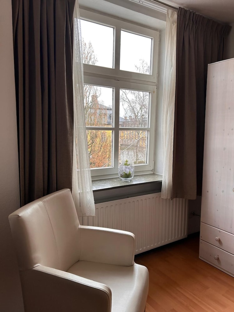 Alte Schlosskurve Hotel — Bad Arolsen