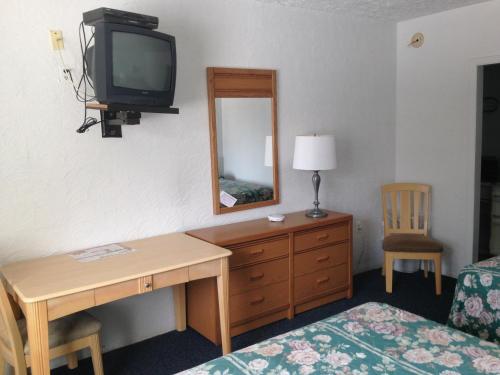 Mark Iii Motel - photo 6