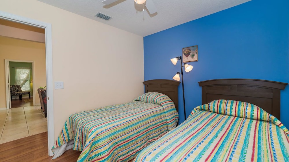 Grheib2657 Emerald Island Resort 4 Bed 3 Baths House - photo 4
