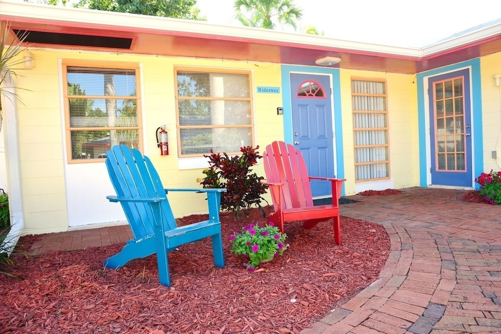 The Palmview and Sandpiper Inns - photo 67