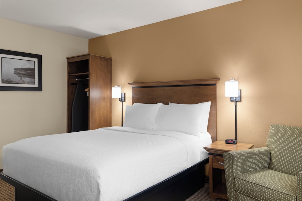 Country Inn of Two Harbors - photo 16