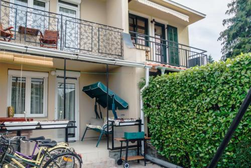 Libis Apartman — 4-Star Luxury Hotel in Buk, Hungary