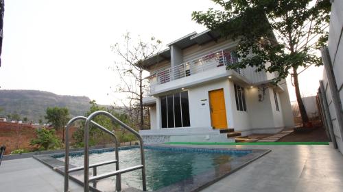 Aum Villa Pet Friendly — 4-Star Luxury Hotel in Karjat, India