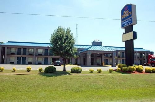 Days Inn by Wyndham Little Rock South - photo 12