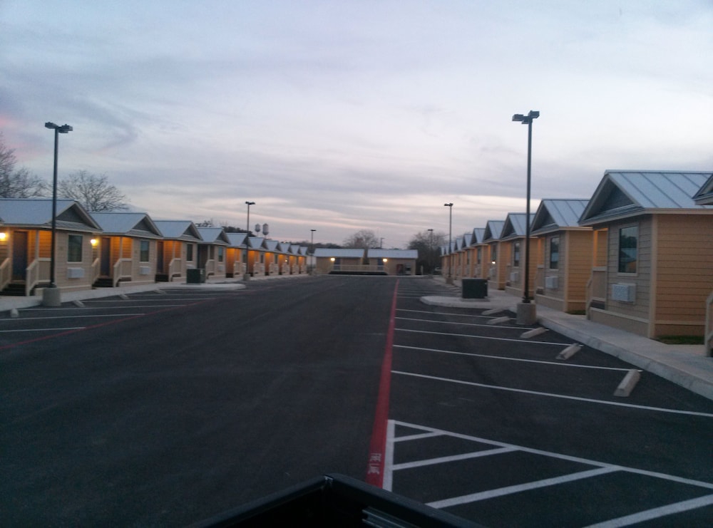 FieldHouse Inn - photo 9