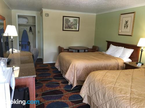 Americas Best Value Inn Jamestown West Ellicot — hotel in Jamestown