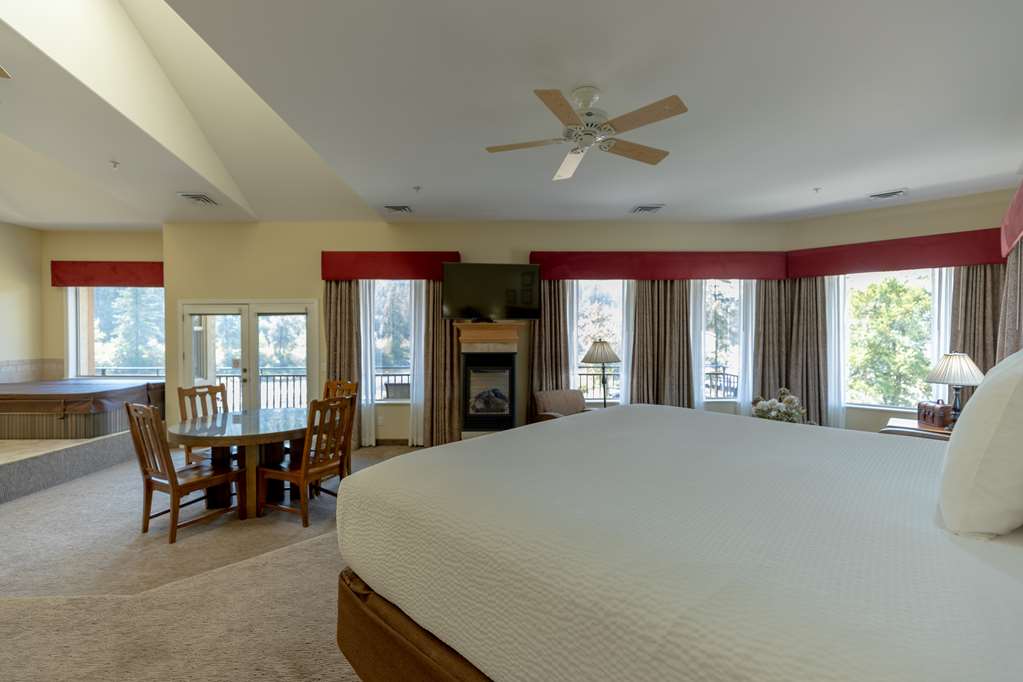 Best Western Lodge At River's Edge - photo 25