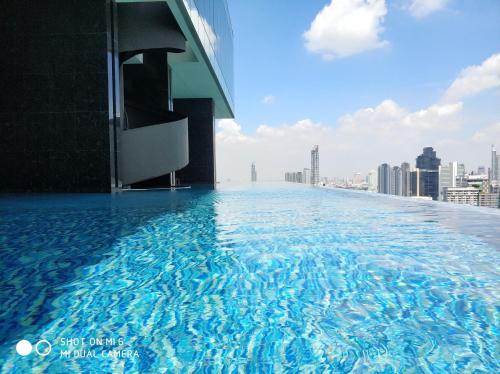Sathon Luxury High rise Apartment City View KingPower IconSiam BNH Silom — 4-Star Luxury Hotel in Bangkok, Thailand