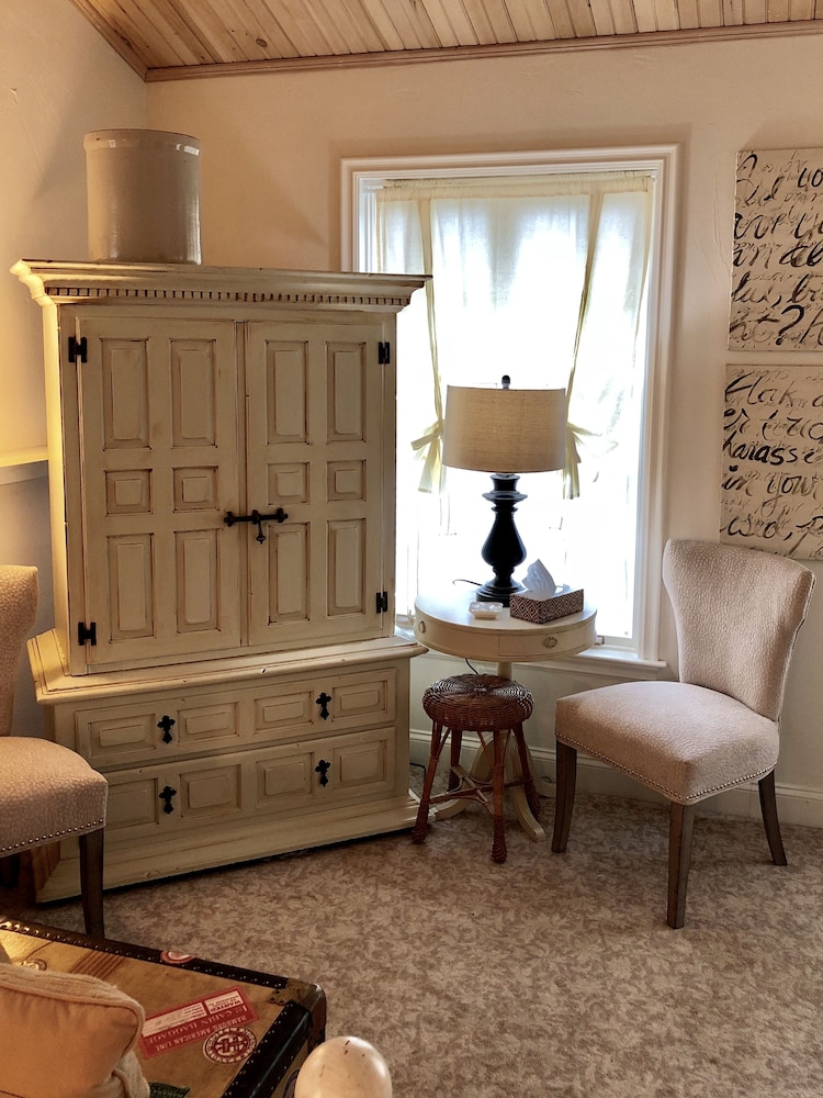 Frederick William House - photo 27