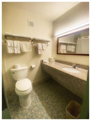 Galesburg Extended Stay - photo 20