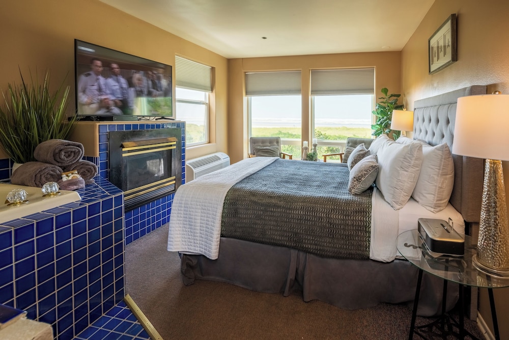 Seaside Oceanfront Inn - photo 88