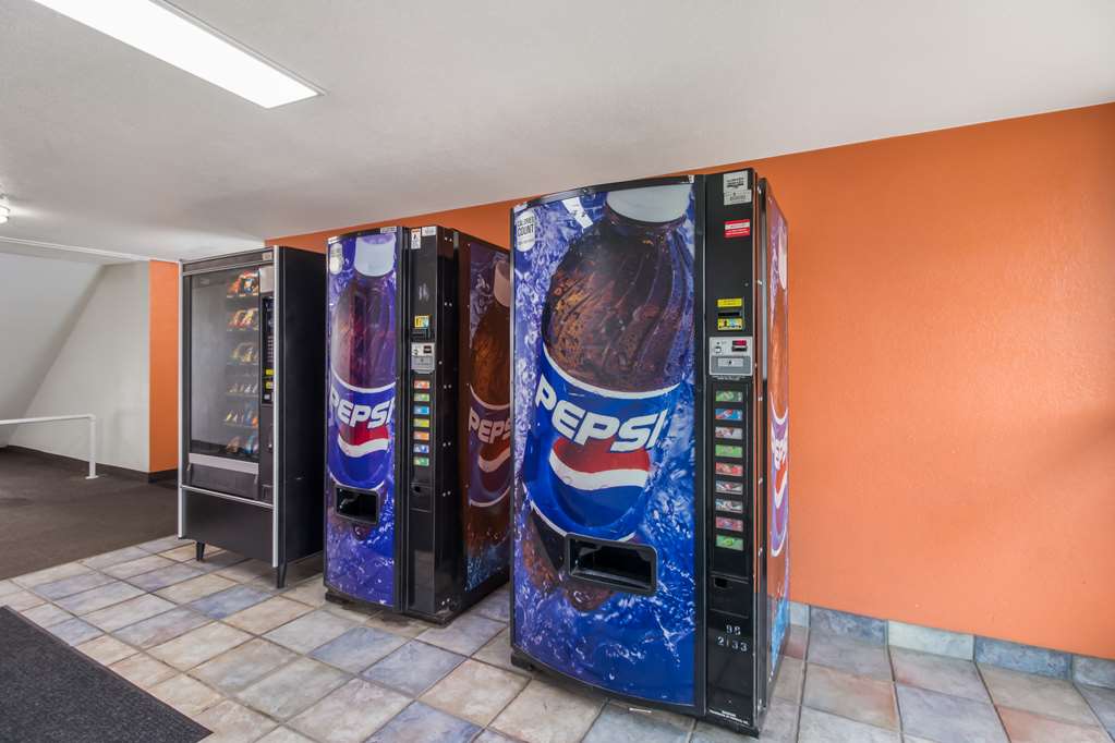 Park Inn by Radisson Fargo West Acres - photo 25