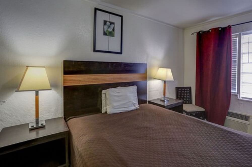 Richard's Hotel - photo 6