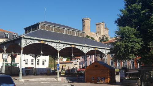 Foix Cur De Ville — Foix