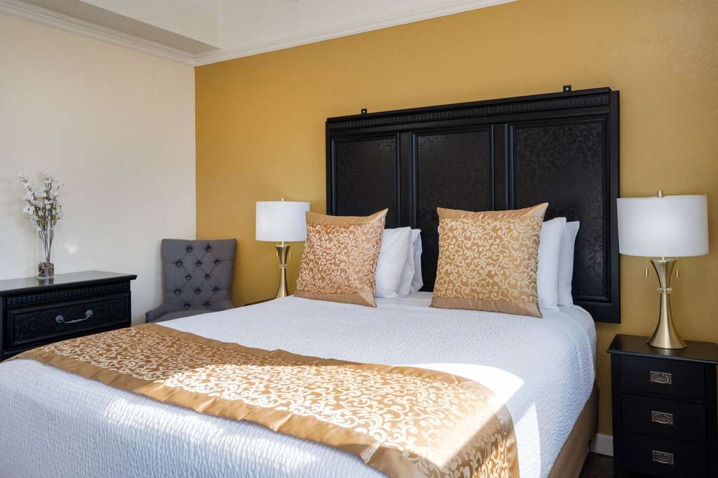 Gilmore Hotel Trademark Collection by Wyndham - photo 23