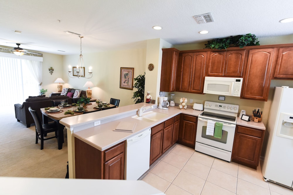 Vista Cay by Orlando Resort Rentals on Universal Boulevard - photo 39
