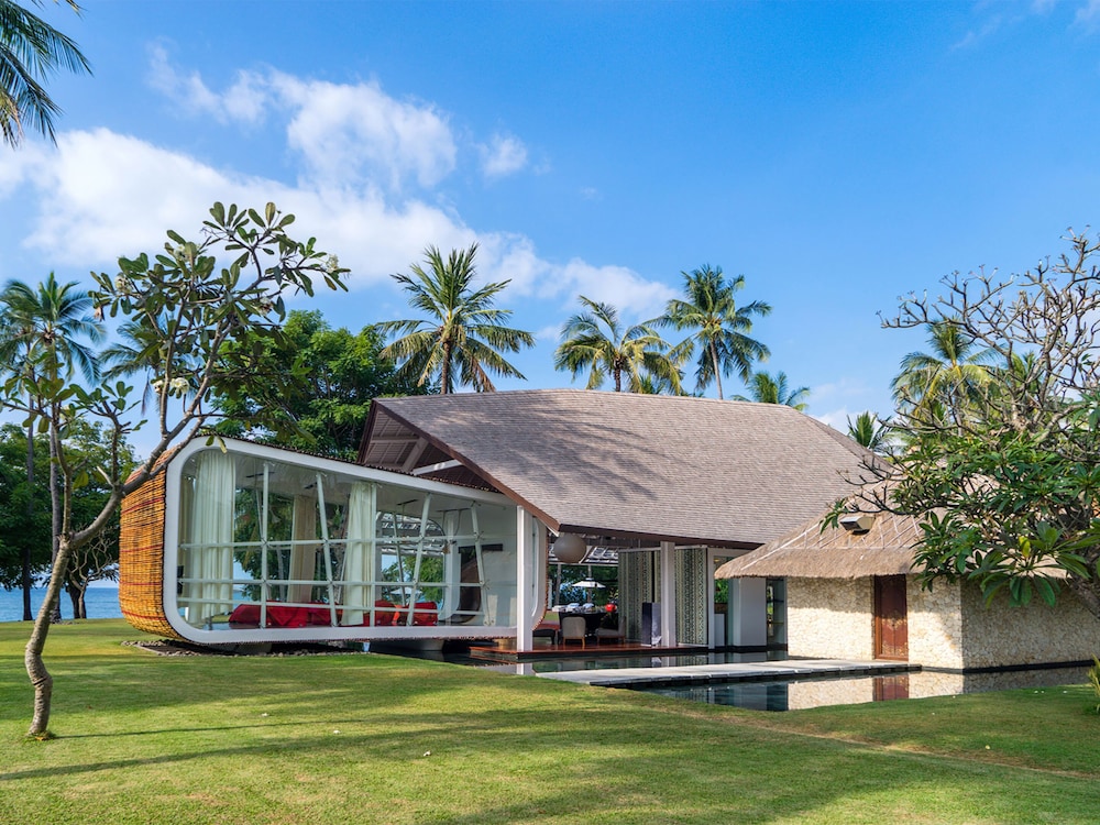 Villa Sapi — 4-Star Luxury Hotel in Tanjung, Indonesia