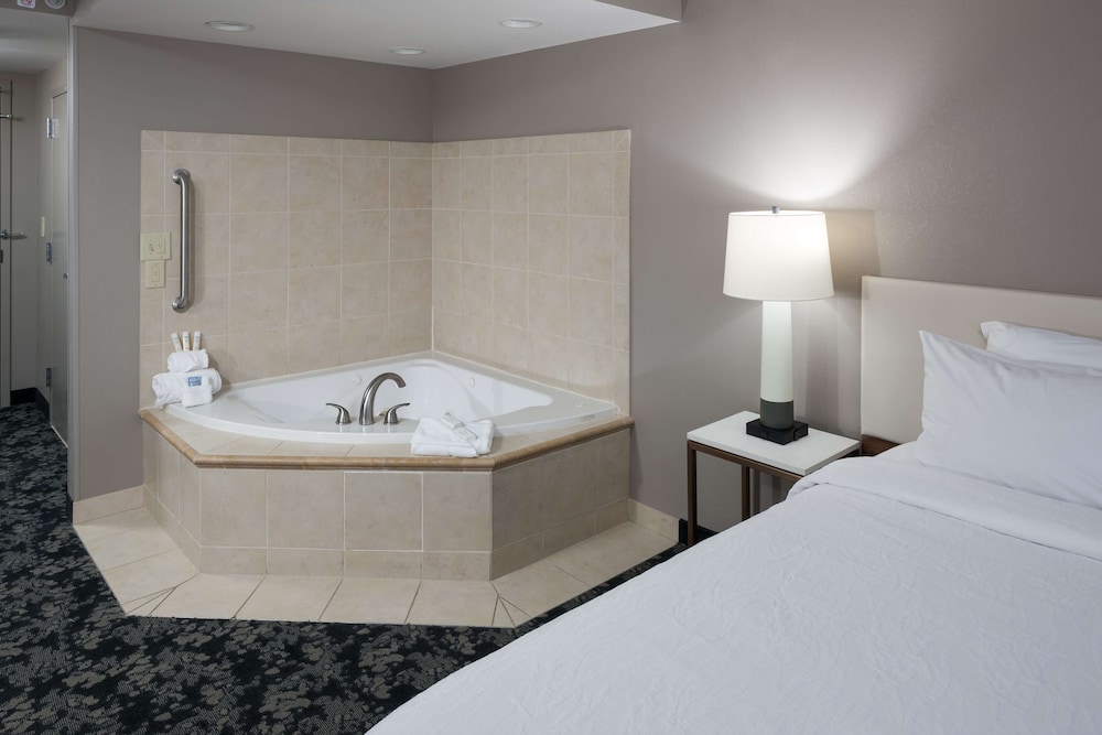 Hilton Garden Inn Nashville Vanderbilt - photo 9