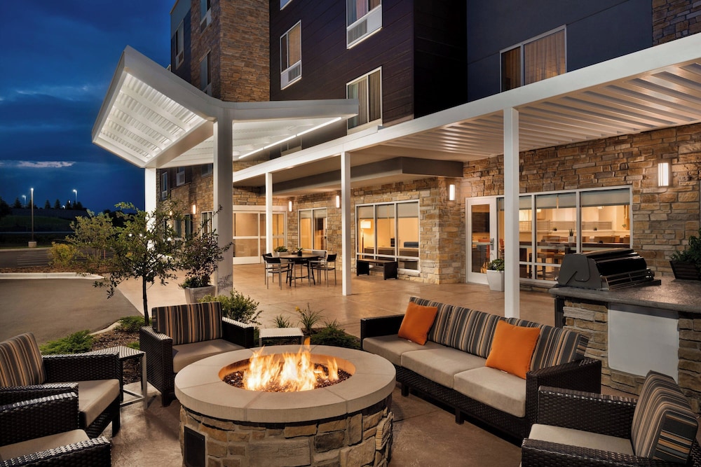 TownePlace Suites by Marriott Milwaukee Grafton - photo 13