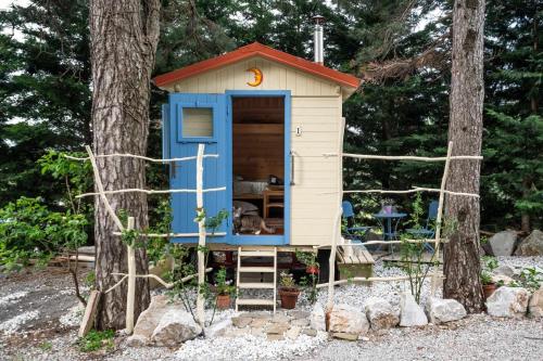 Mobile House On A Herbs Farm 21613502 — Ajdovscina