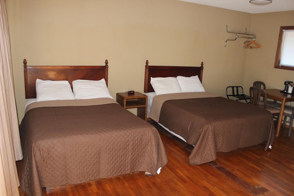 Eastwood Inn Of Wadena - photo 12