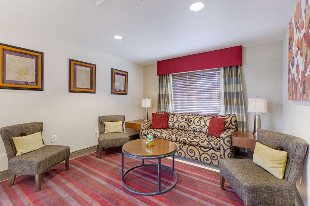 Best Western Fallon Inn & Suites - photo 2