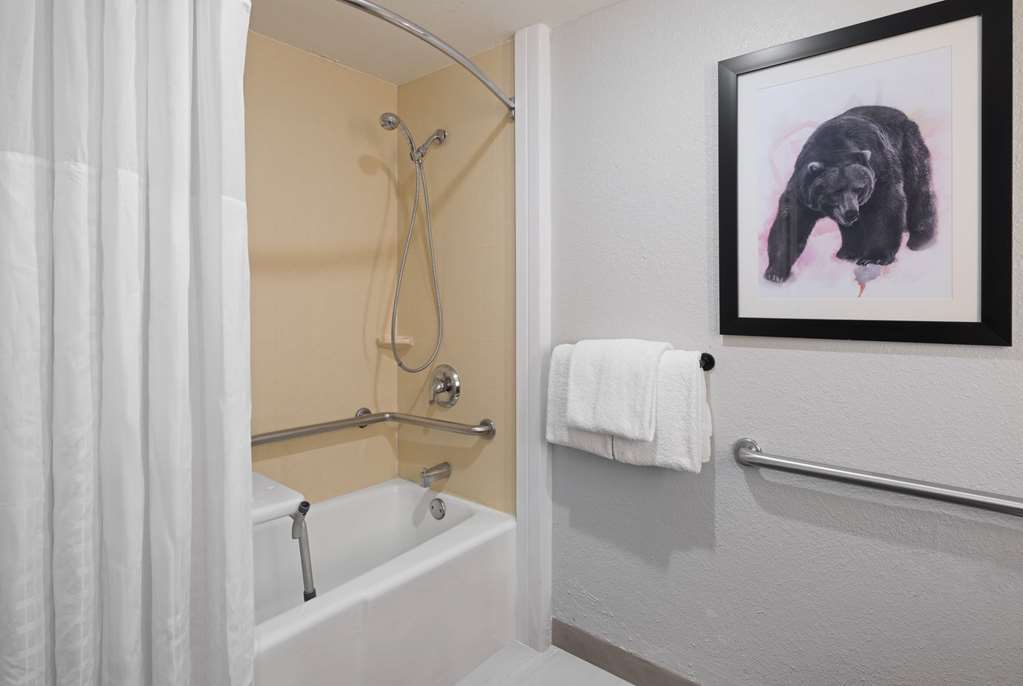 AmericInn by Wyndham Casper Event Center Area - photo 28