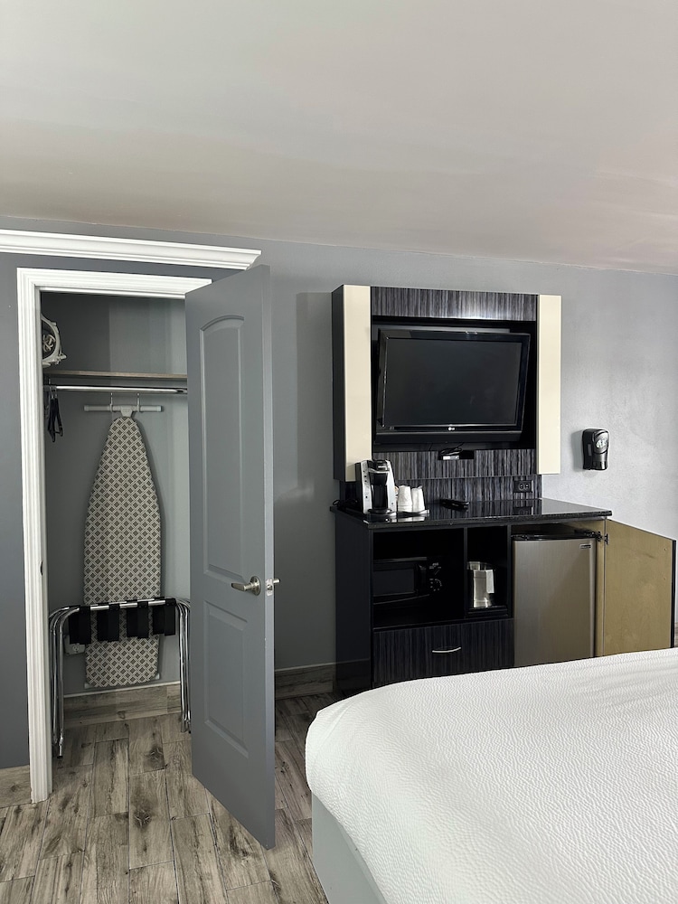 Marion Motor Lodge - photo 32