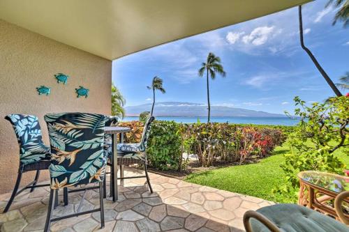 Stunning Maui Direct Ocean front on the beach Walk to beach from Condo Watch Turtles Whales AC in all rooms ocean view Pool and Spa — 4-Star Luxury Hotel in Wailuku, United States