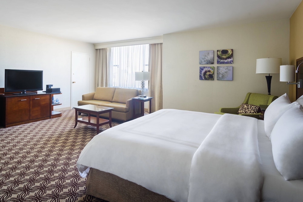 Pittsburgh Marriott City Center - photo 8