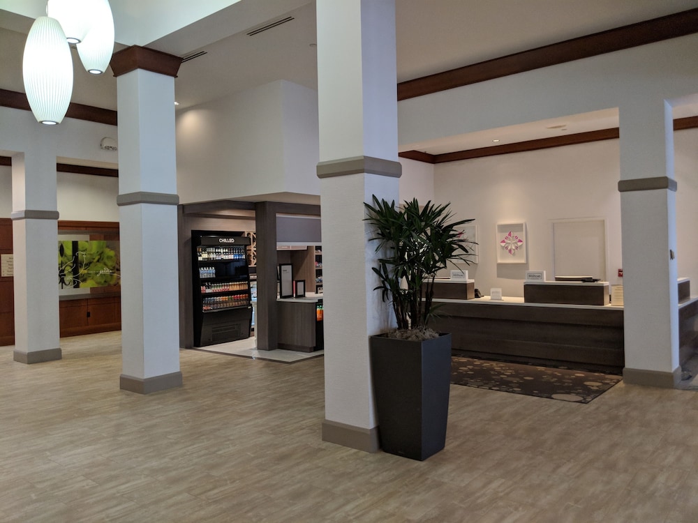 Hilton Garden Inn Chicago North Shore Evanston - photo 5