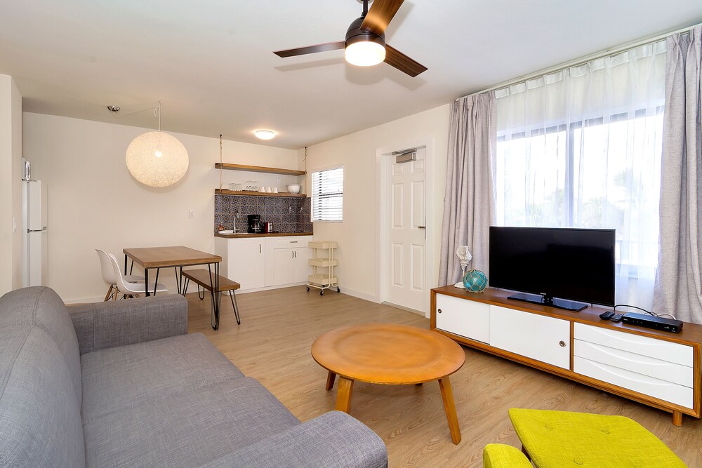 Beach Rooms Inn Hollywood Beach - photo 17