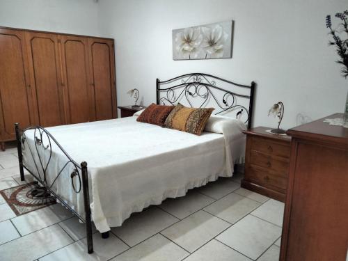 Casetta del 600 in antico ortale salentino in Maglie, Italy