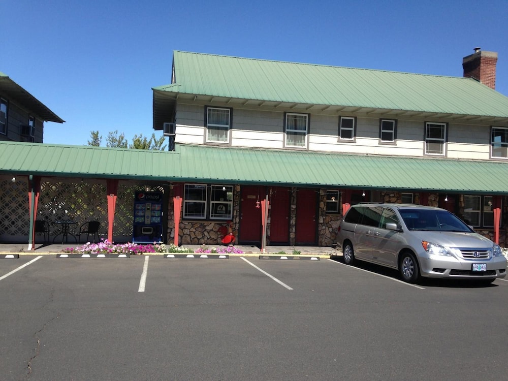 Rugged Country Lodge - photo 37