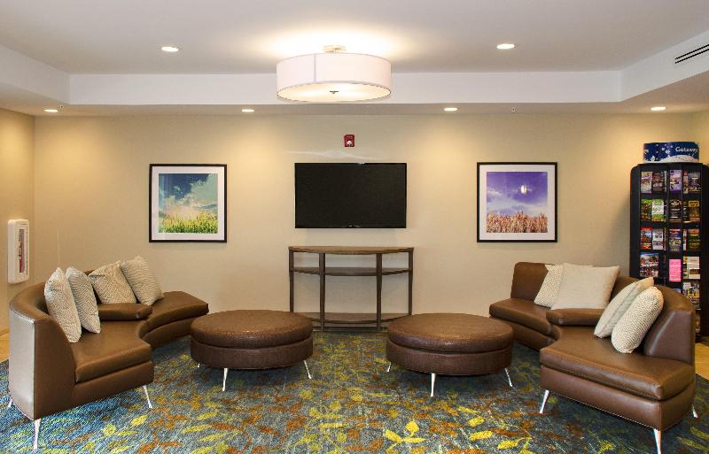 Candlewood Suites Lancaster West by IHG - photo 5