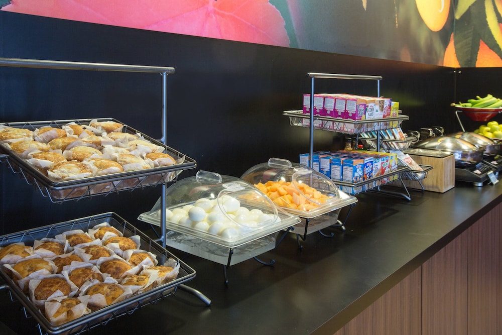 Fairfield Inn & Suites by Marriott Columbus OSU - photo 33