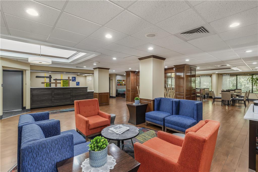Best Western Plus Lexington Inn - photo 6