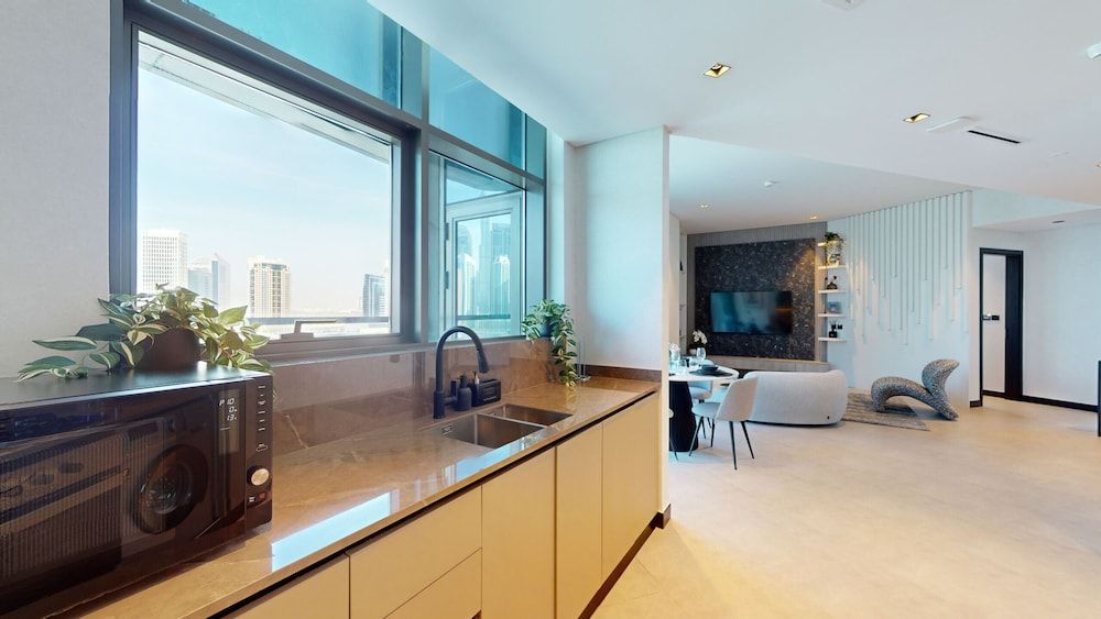 Elegant Studio Next to Dubai Water Canal 15 Northside Tower 1 Business Bay by Deluxe Holiday Homes — 4-Star Luxury Hotel in Dubai, United Arab Emirates