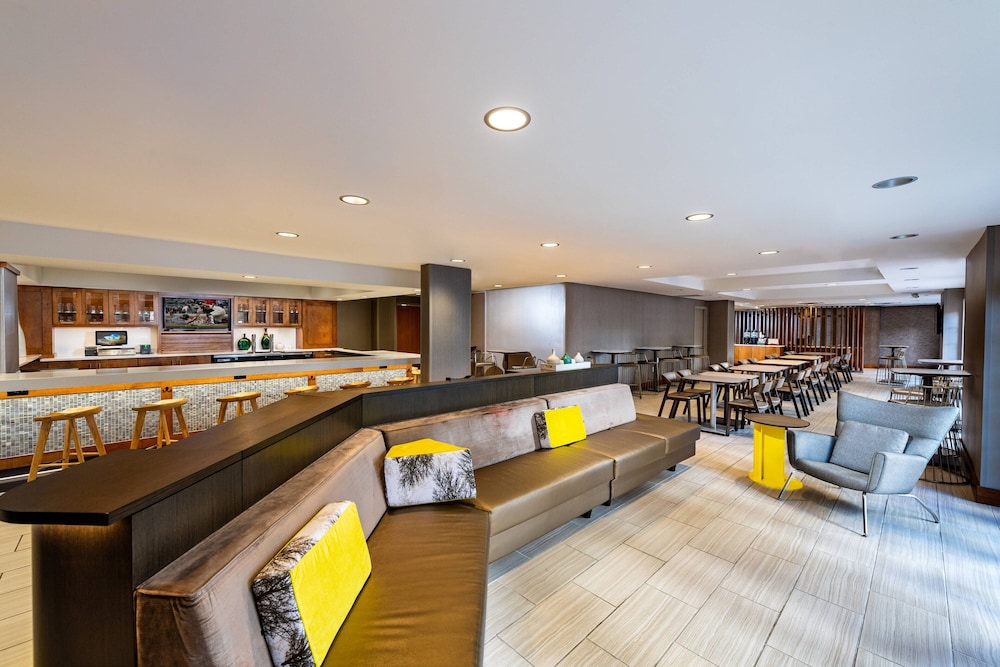 SpringHill Suites Houston Medical Center NRG Park - photo 19