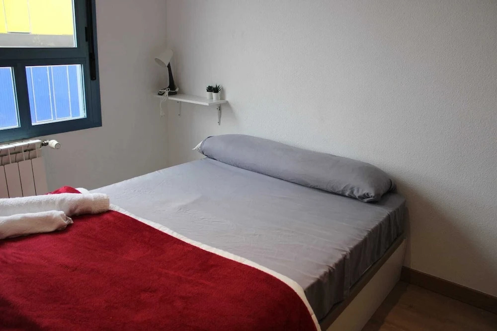 Las Violas 9 Madrid hotel